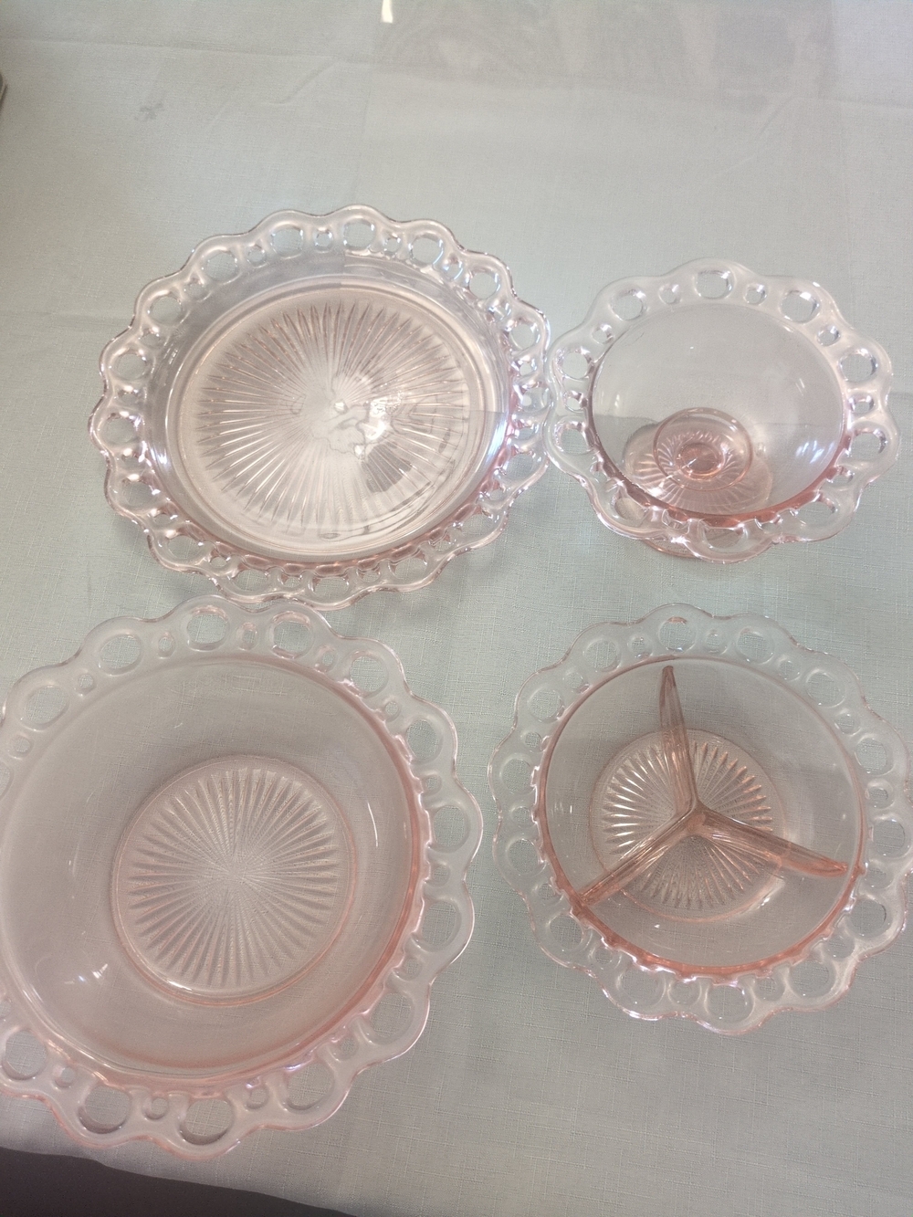 Vintage-Anchor Hocking Old Colony Serving Bowls Set - Elegant Home Dining